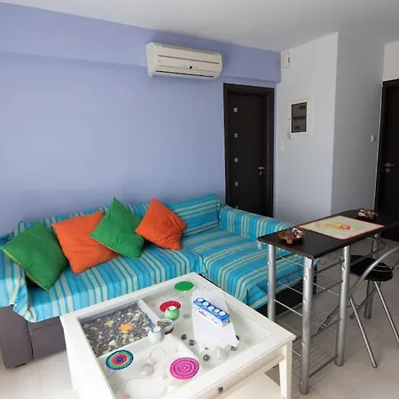 Laconic Bay View Apartman